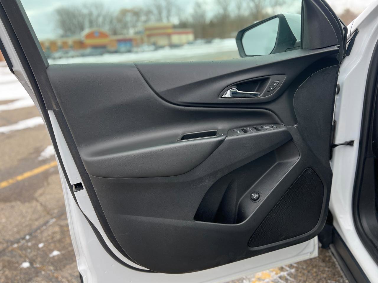 Used 2022 Chevrolet Equinox LT image 13