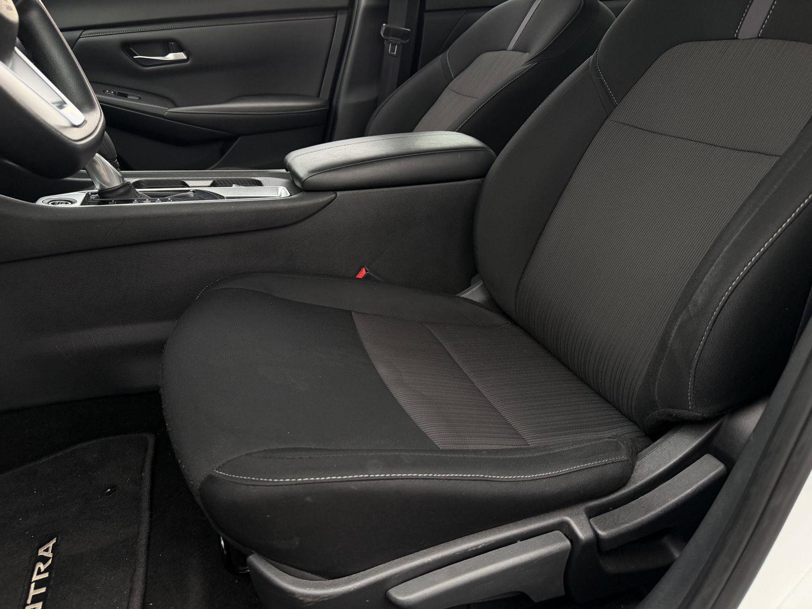 Used 2024 Nissan Sentra SV image 11