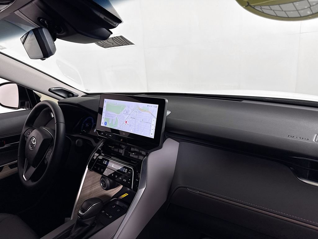 Used 2024 Toyota Venza Limited image 26