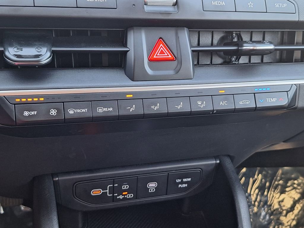 Used 2025 Kia K4 LXS image 21