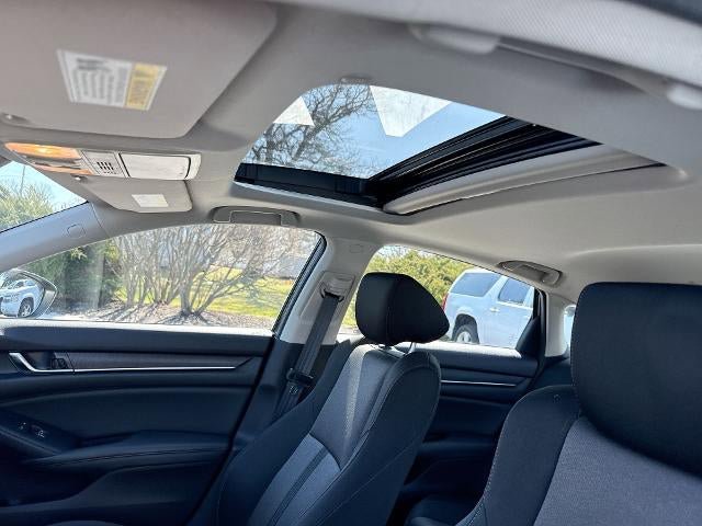 Used 2019 Honda Accord EX image 19