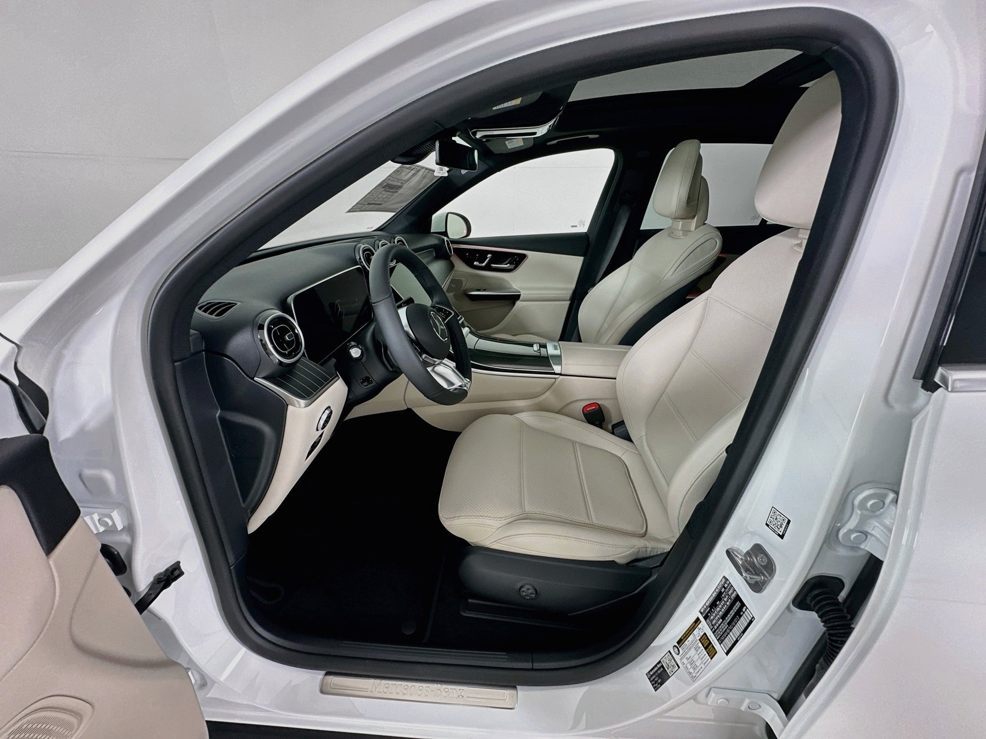 New 2027 Mercedes-Benz GLC 300 4MATIC image 22