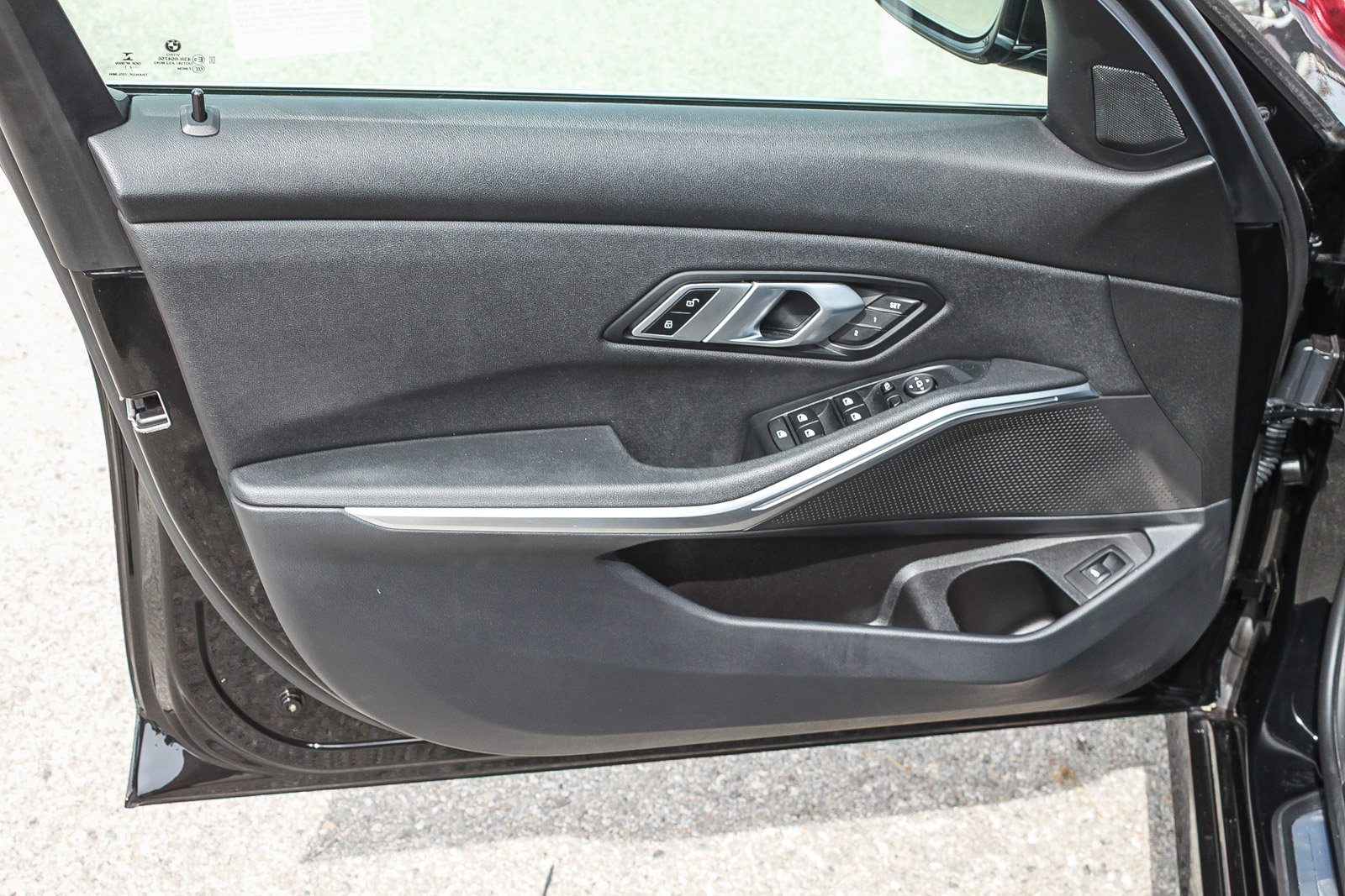 Used 2021 BMW 330i Sedan w/ Convenience Package image 22