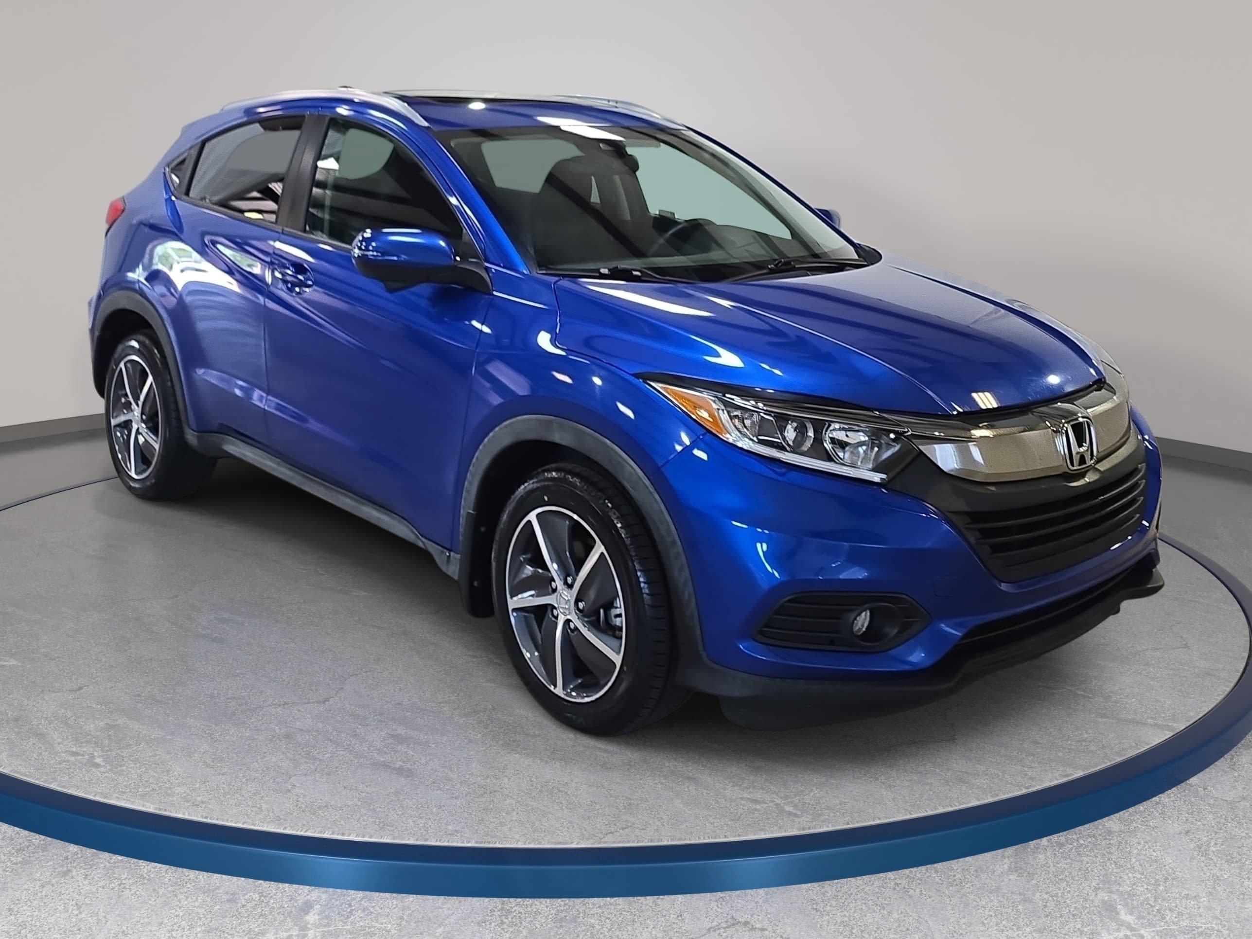 Certified 2021 Honda HR-V EX-L image 4