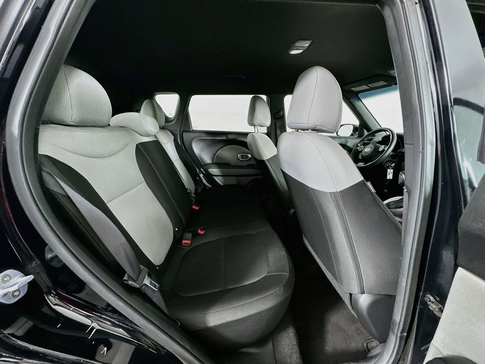 Used 2019 Kia Soul FWD image 24