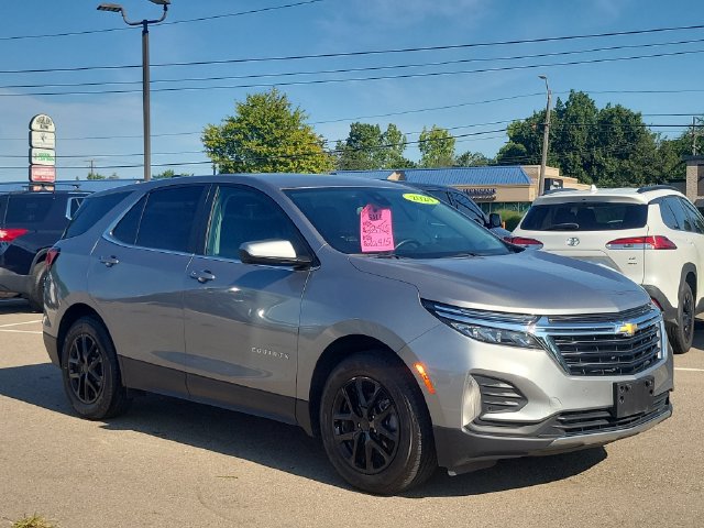 Used 2024 Chevrolet Equinox LT FWD image 2