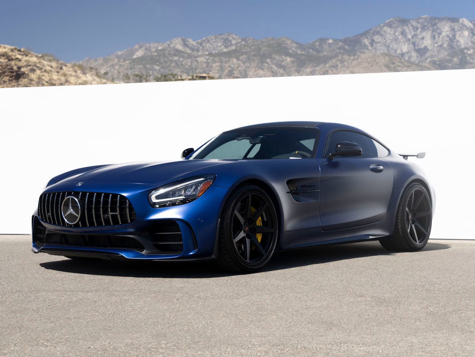 Used 2020 Mercedes-Benz AMG GT R image 1