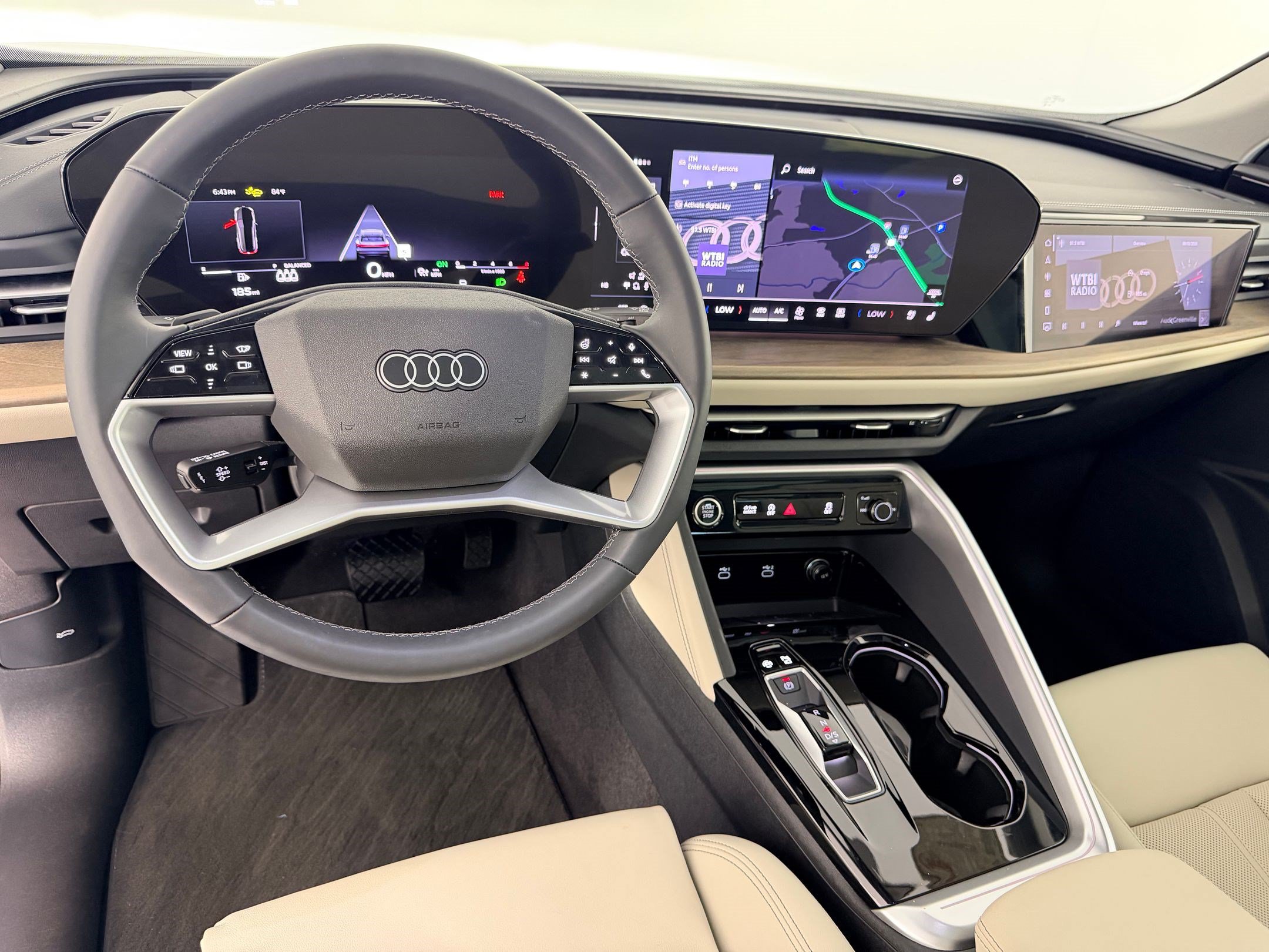 Used 2025 Audi Q5 Prestige AWD/4WD image 4
