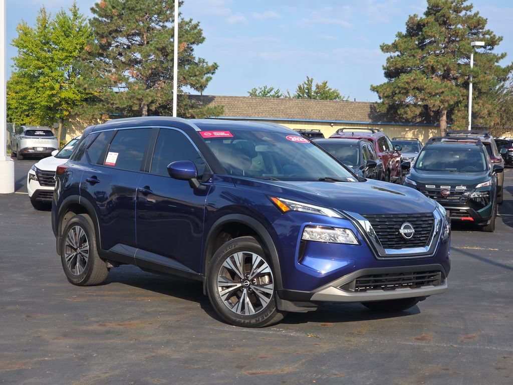 Certified 2023 Nissan Rogue SV w/ SV Premium B Package AWD/4WD image 1