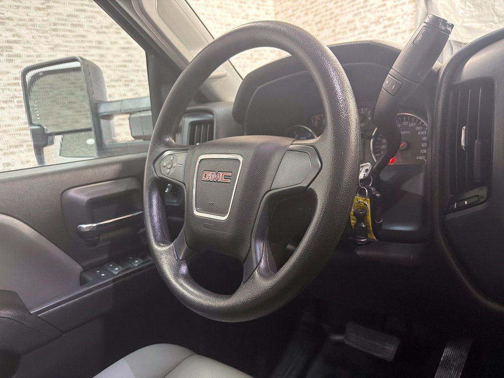 Used 2018 GMC Sierra 3500 4x4 Crew Cab w/ Sierra Convenience Package image 17