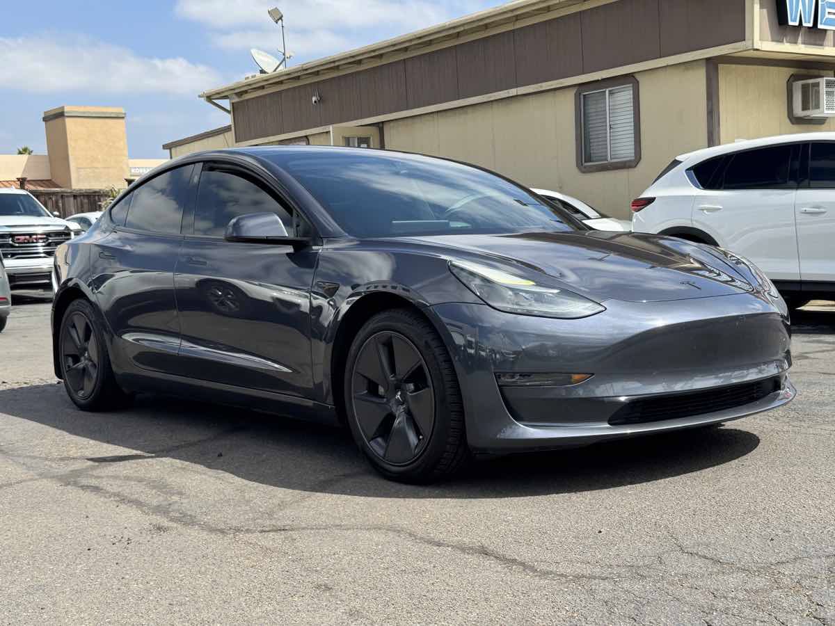 Used 2021 Tesla Model 3 Long Range AWD/4WD image 5