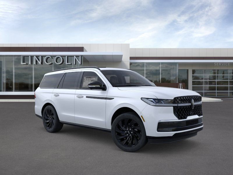 New 2025 Lincoln Navigator Reserve w/ Jet Appearance Package AWD/4WD image 7