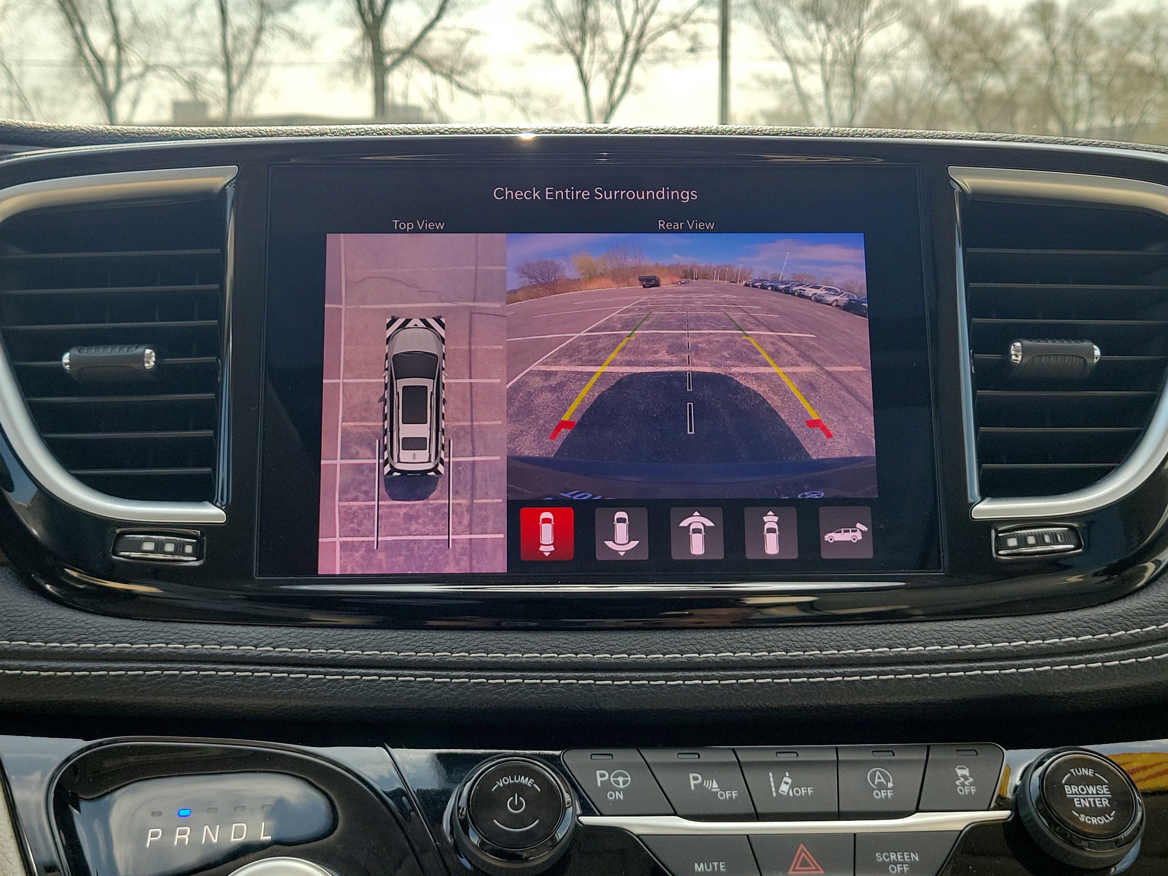 Used 2021 Chrysler Pacifica Limited w/ Premium & Safety Sphere Group image 33