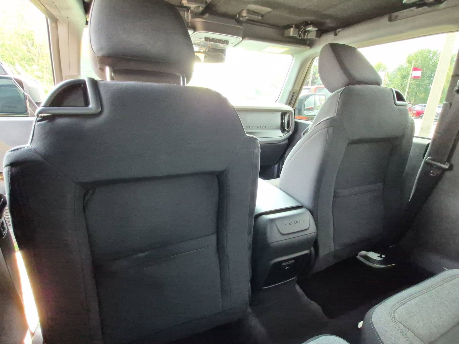 Used 2022 Ford Bronco 2-Door AWD/4WD image 29