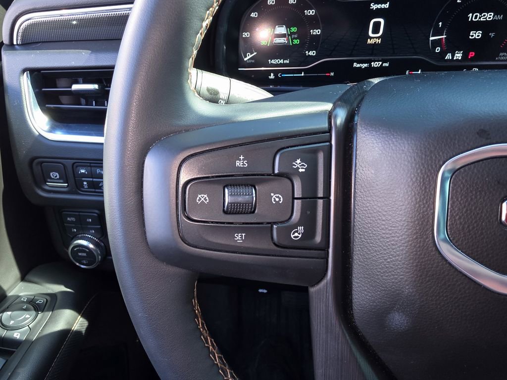 Used 2024 GMC Yukon AT4 w/ AT4 Premium Plus Package AWD/4WD image 26