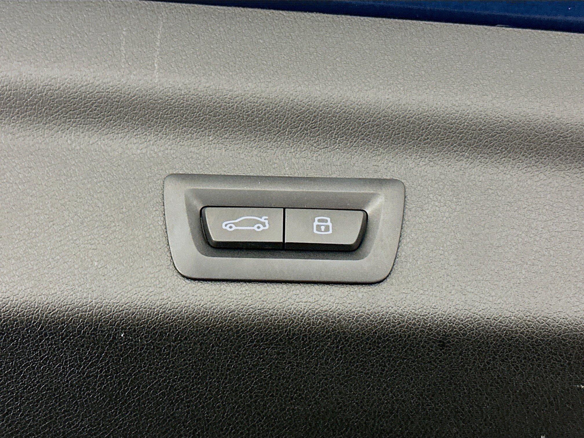 Used 2025 BMW X1 xDrive28i AWD/4WD image 31