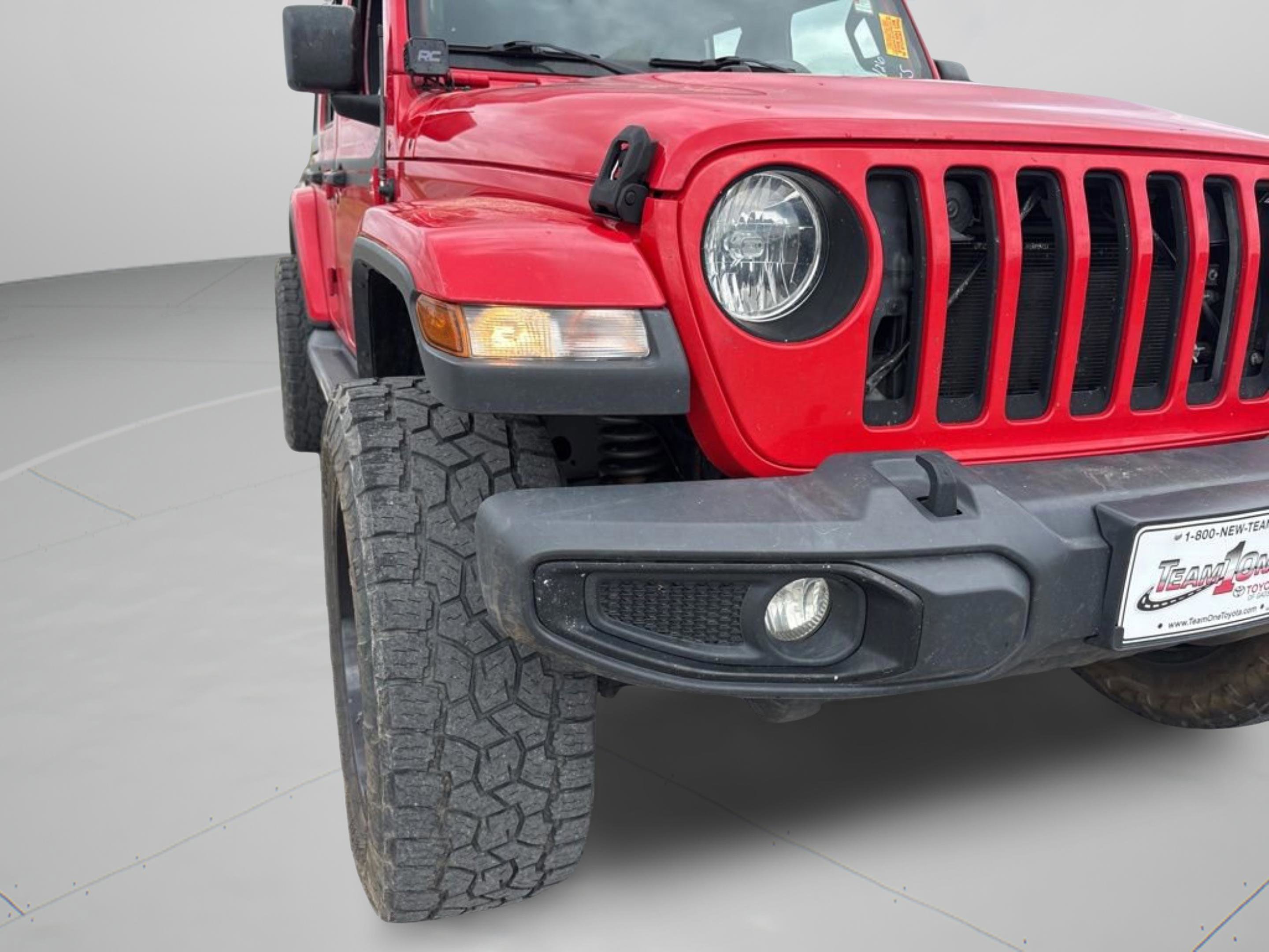 Used 2019 Jeep Wrangler Unlimited Sahara image 38
