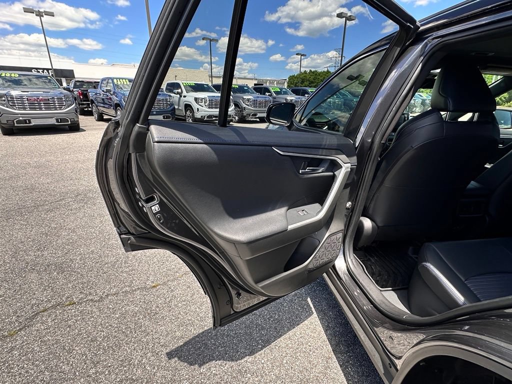 Used 2020 Toyota RAV4 XSE w/ All Weather Liner Package AWD/4WD image 24