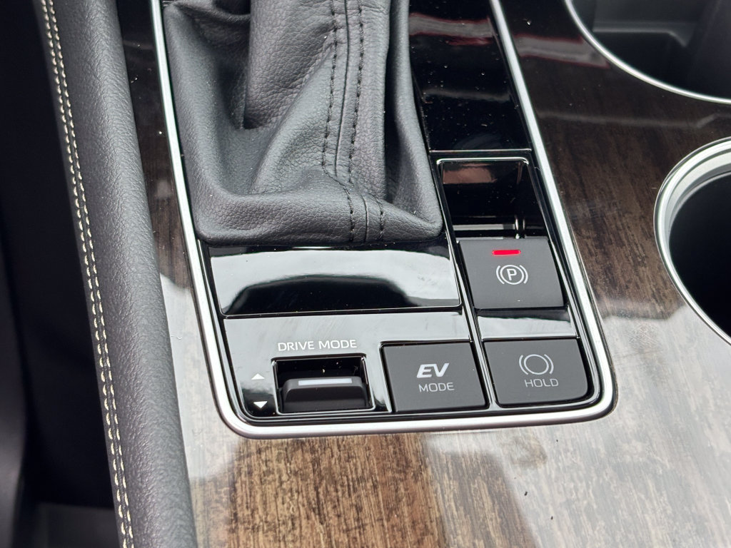 New 2026 Toyota Sienna Limited AWD/4WD image 29