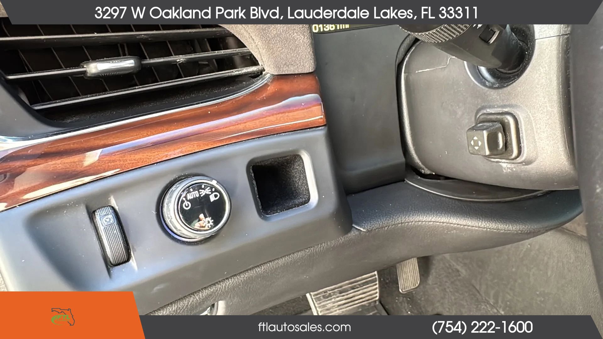 Used 2015 Cadillac Escalade Premium RWD image 64