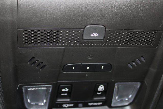 New 2025 Cadillac XT5 Sportv image 19