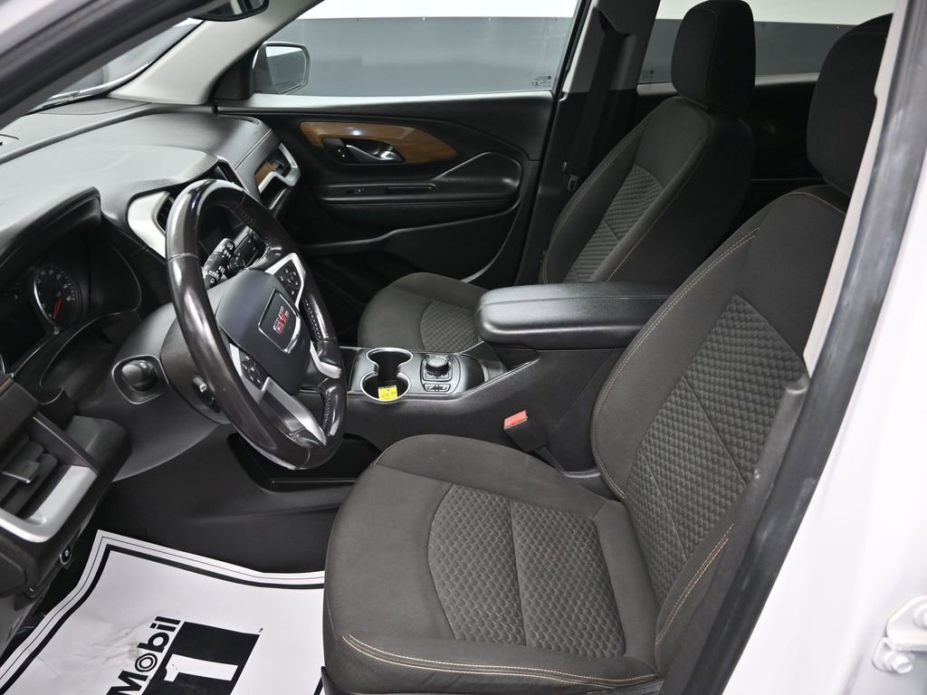 Used 2020 GMC Terrain SLE w/ Driver Convenience Package FWD image 14
