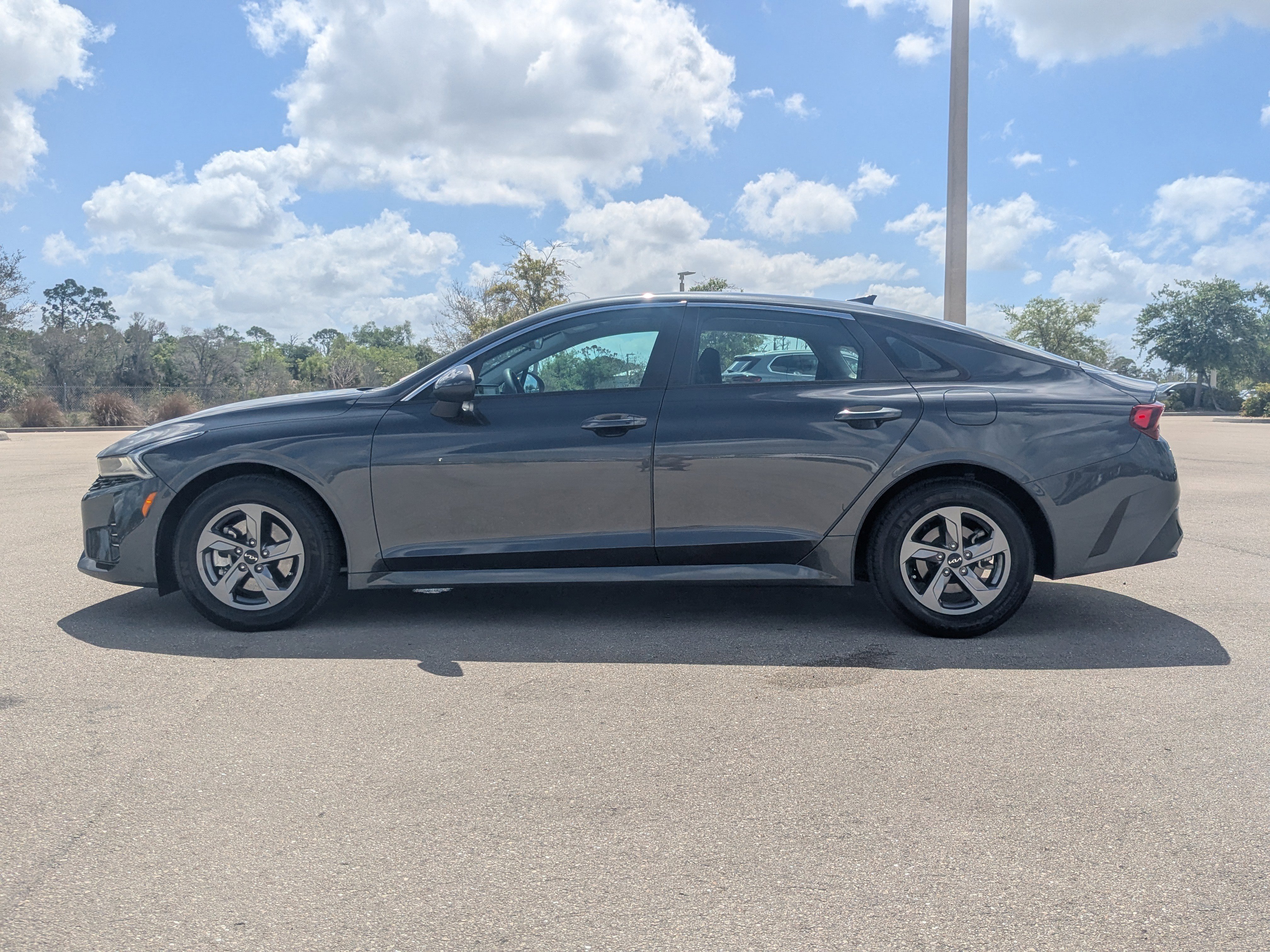 Used 2024 Kia K5 LXS image 8