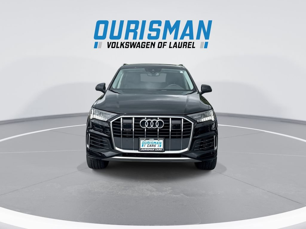 Used 2023 Audi Q7 3.0T Premium w/ Convenience Package AWD/4WD image 3
