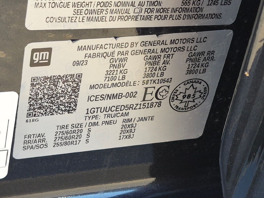 Used 2024 GMC Sierra 1500 Elevation w/ LPO, Elevation Black Package AWD/4WD image 27