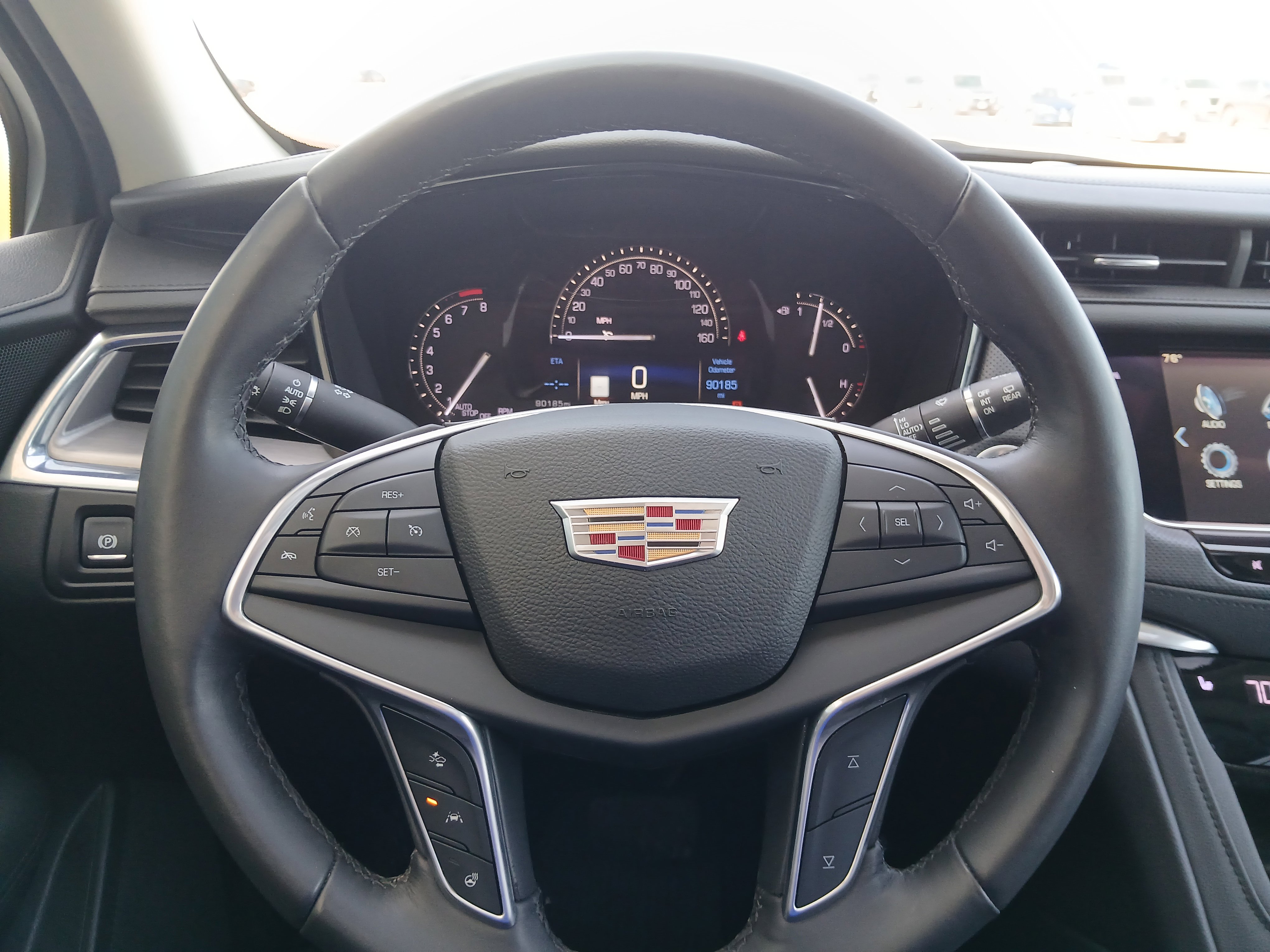 Used 2017 Cadillac XT5 Luxury w/ Driver Awareness Package AWD/4WD image 9