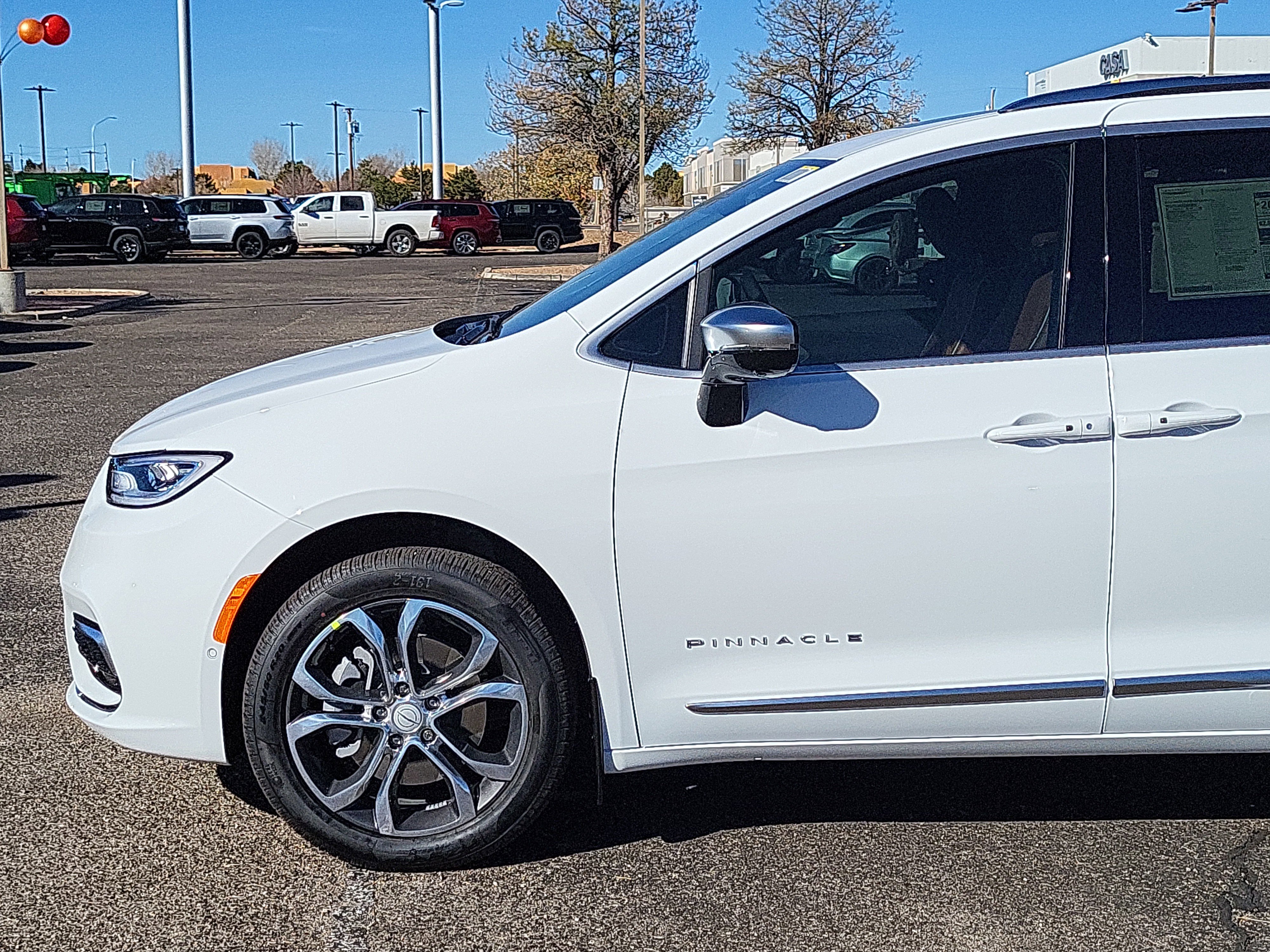New 2026 Chrysler Pacifica Pinnacle image 2