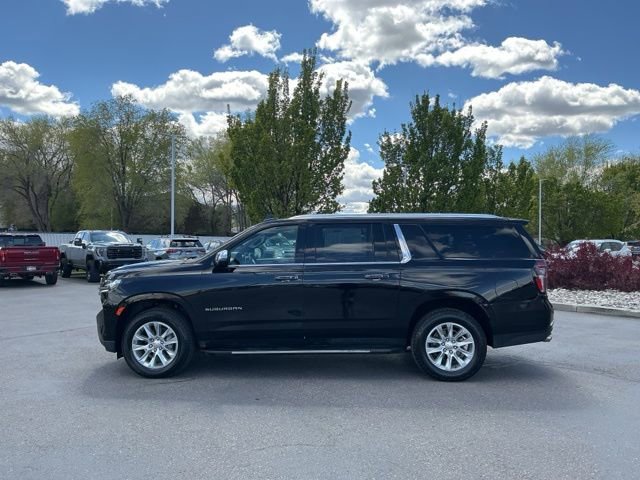 Used 2024 Chevrolet Suburban Premier AWD/4WD image 7