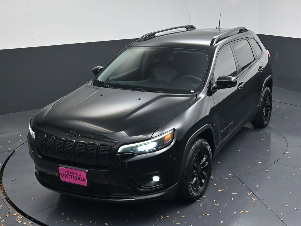 Used 2023 Jeep Cherokee Altitude Lux image 12