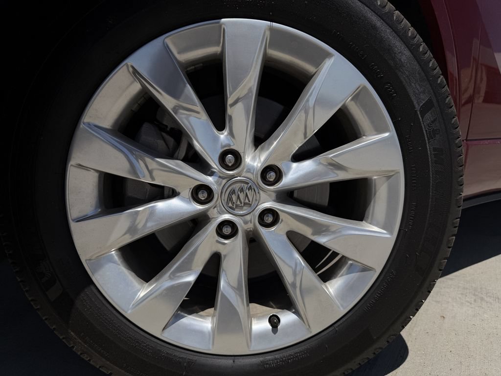 Used 2017 Buick Envision Essence FWD image 9