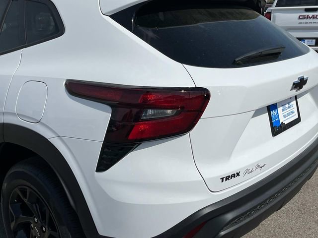 New 2026 Chevrolet Trax LT image 12