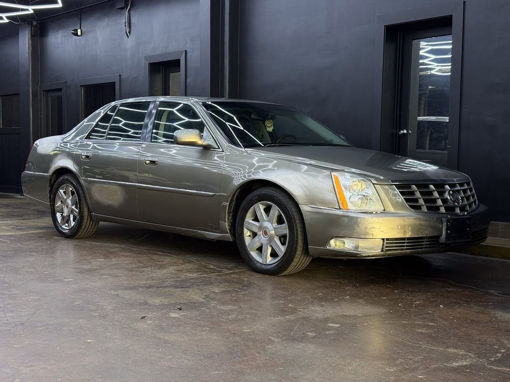 Used 2010 Cadillac DTS Premium FWD image 11
