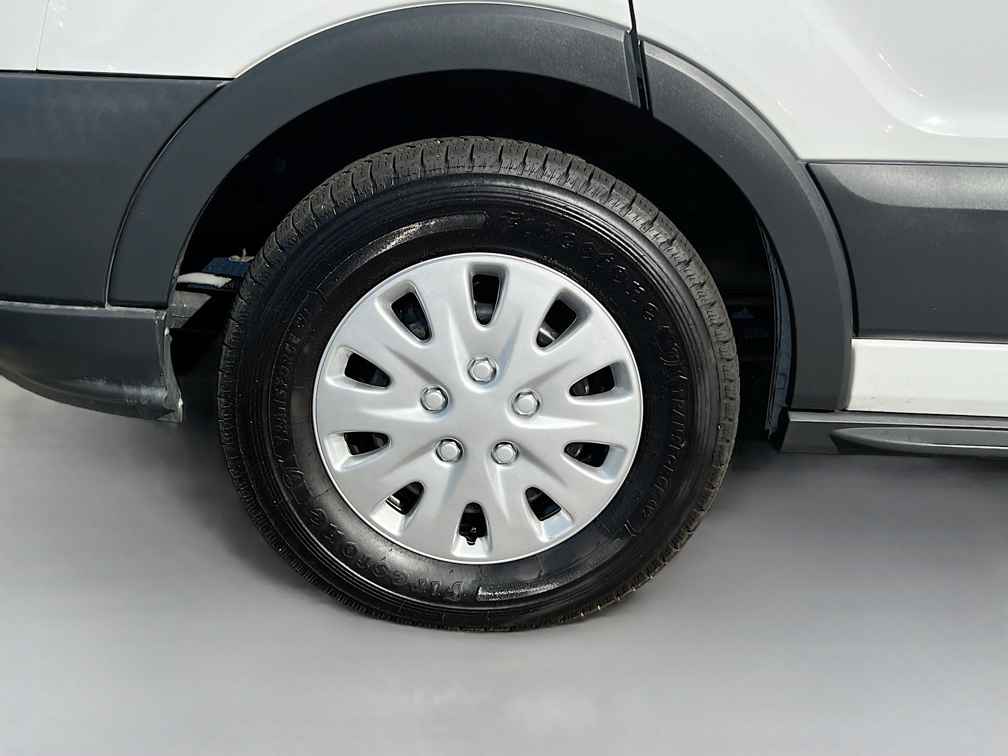 Used 2018 Ford Transit 150 XLT image 14