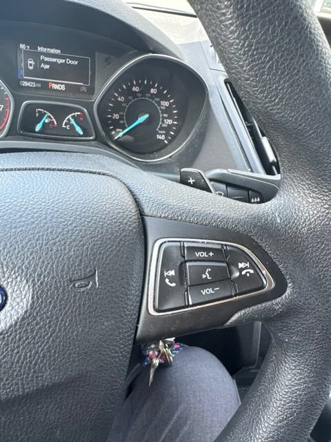 Used 2017 Ford Escape SE FWD image 6