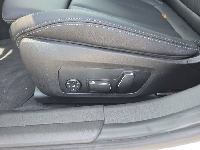 Used 2026 BMW 330i Sedan RWD image 12