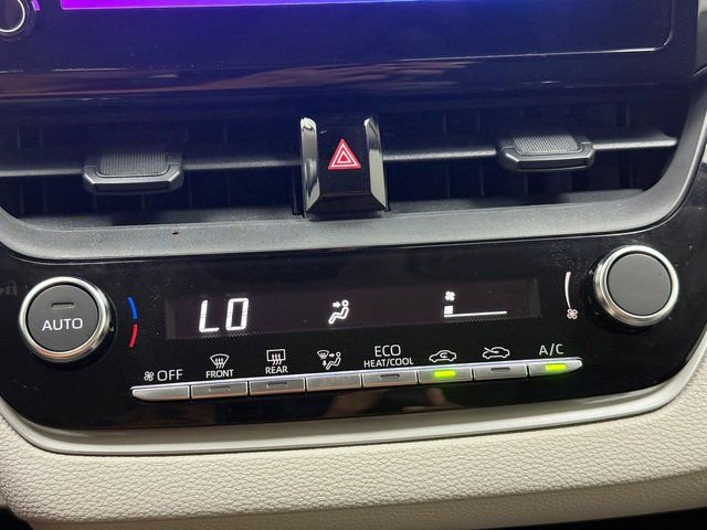 Used 2025 Toyota Corolla LE image 17