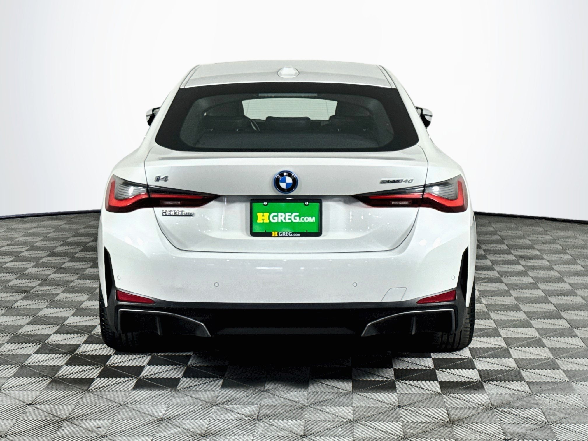 Used 2023 BMW i4 eDrive40 w/ Premium Package RWD image 7