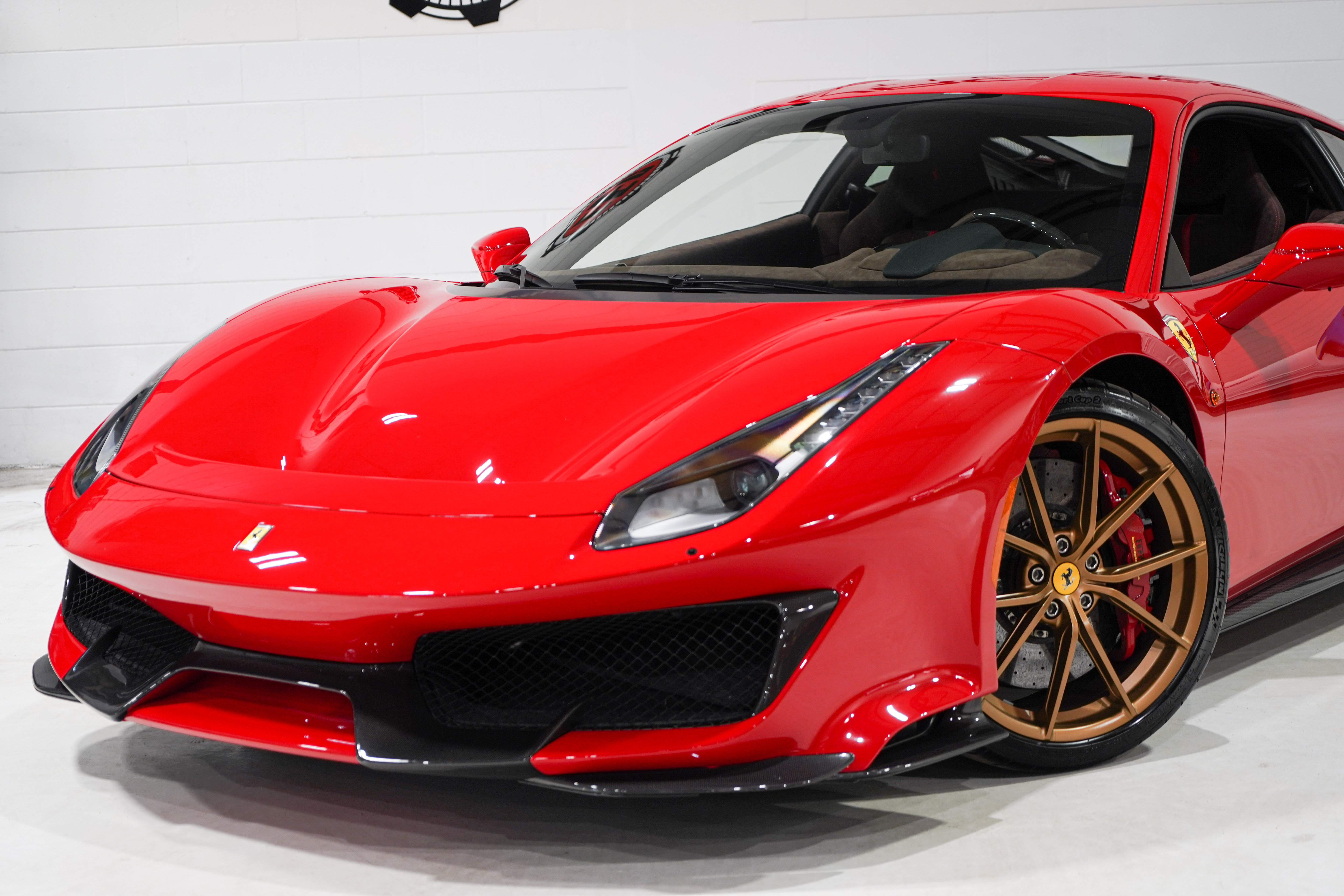 Used 2020 Ferrari 488 Pista Coupe RWD image 32
