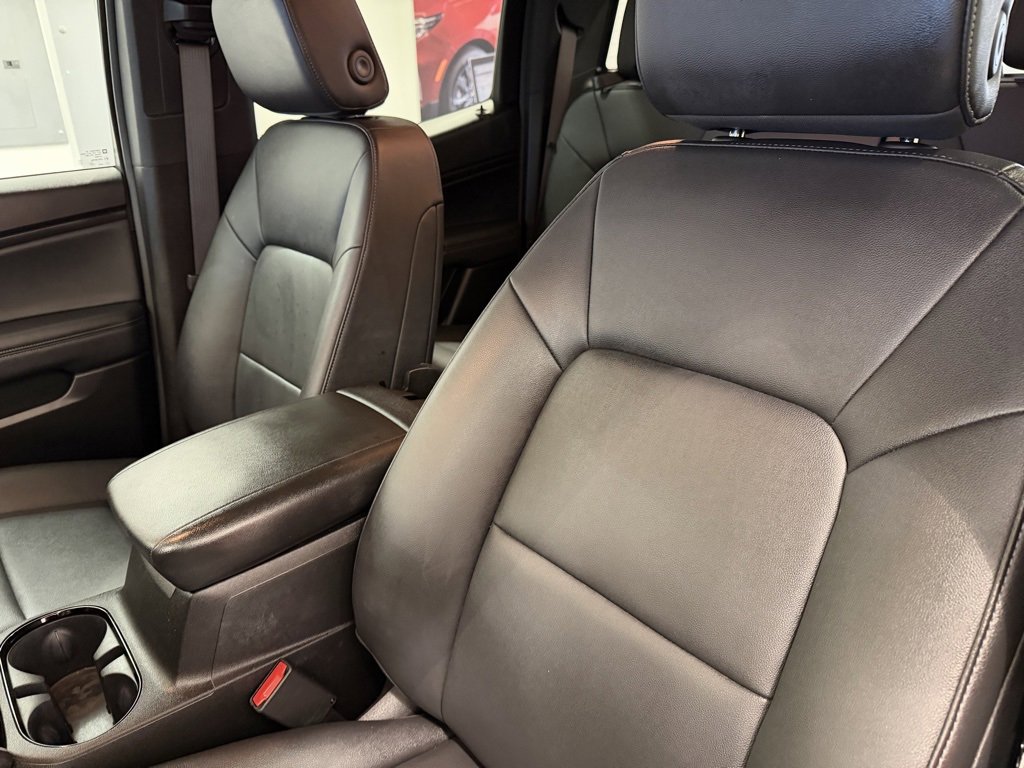 Used 2024 Chevrolet Colorado LT w/ LT Convenience Package III image 13