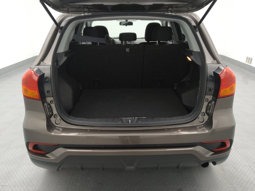 Used 2019 Mitsubishi Outlander Sport SE AWD/4WD image 29