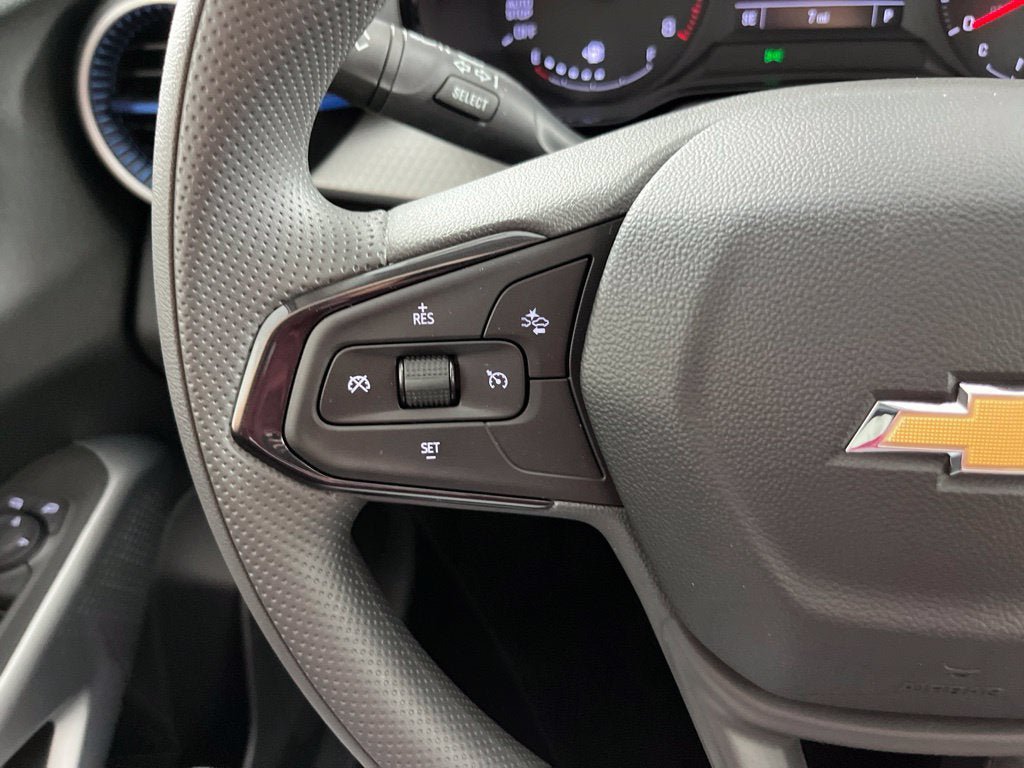 New 2026 Chevrolet Trax LS w/ LS Convenience Package FWD image 22