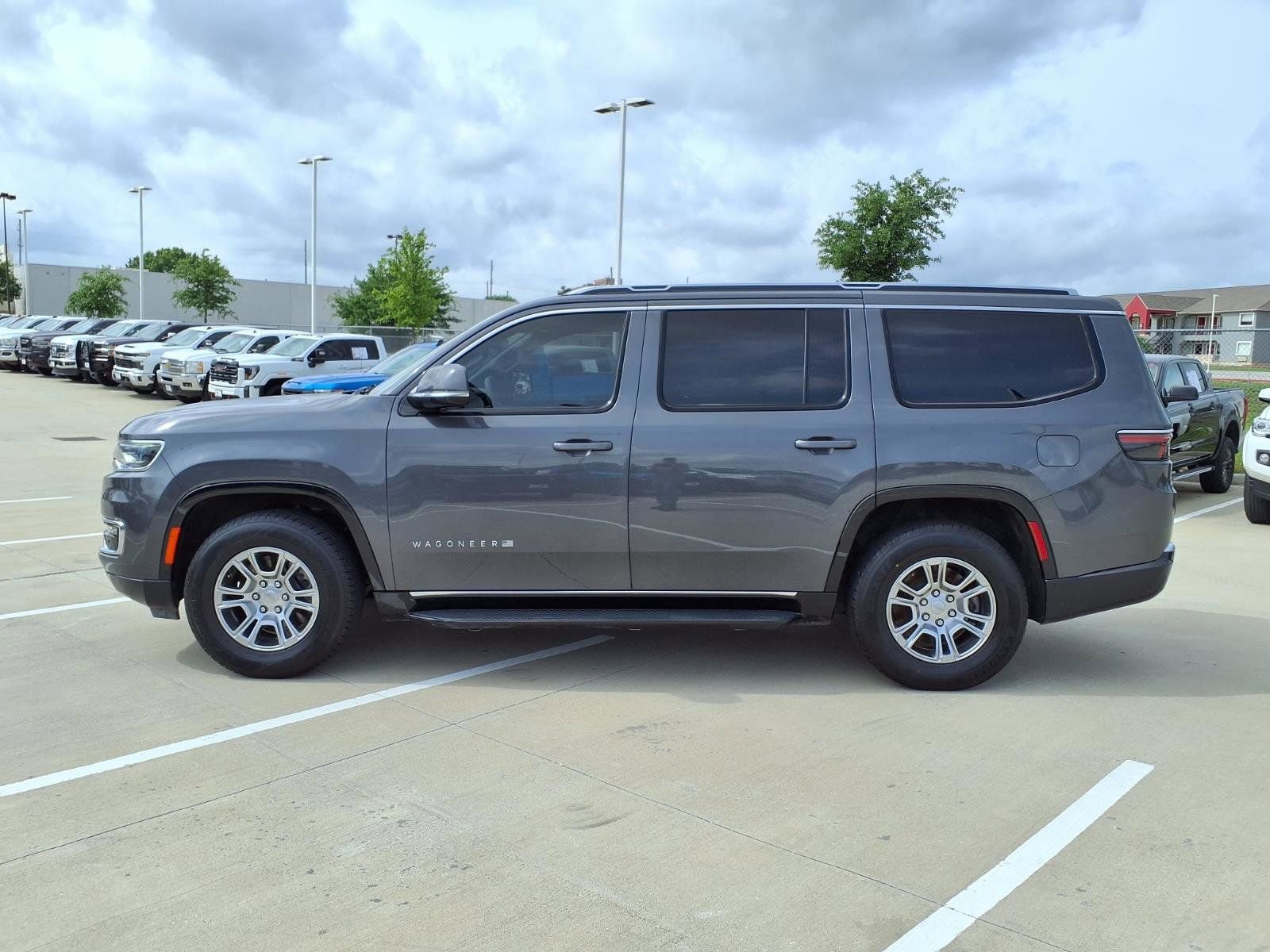 Used 2022 Jeep Wagoneer Series I RWD image 8