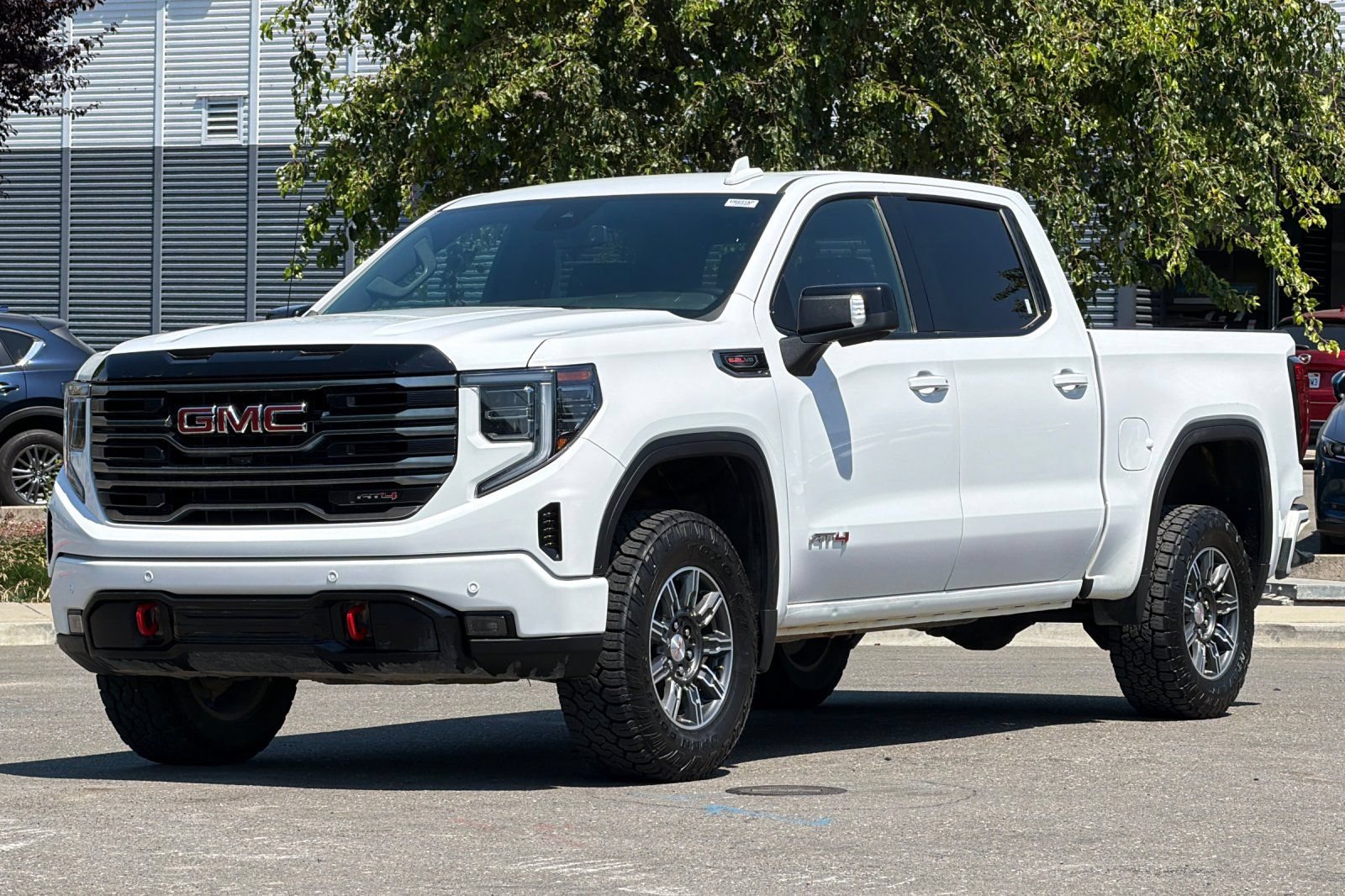 Used 2025 GMC Sierra 1500 AT4 AWD/4WD image 8
