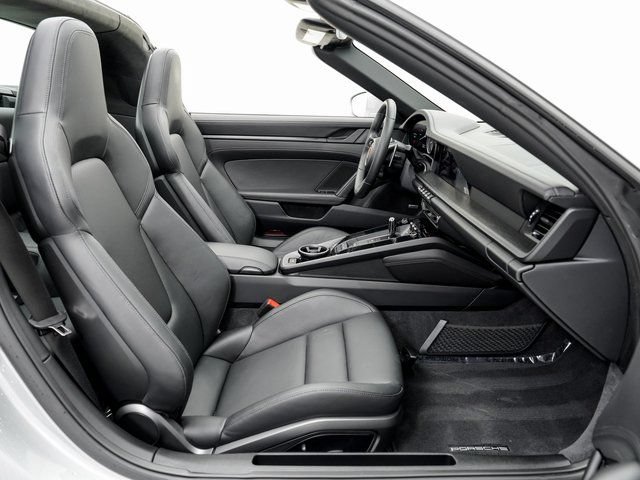 Certified 2024 Porsche 911 Targa 4 GTS AWD/4WD image 25