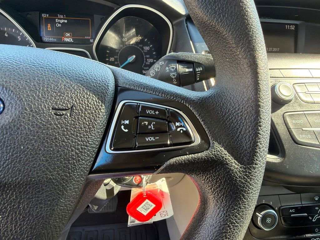 Used 2018 Ford Focus SE FWD image 18