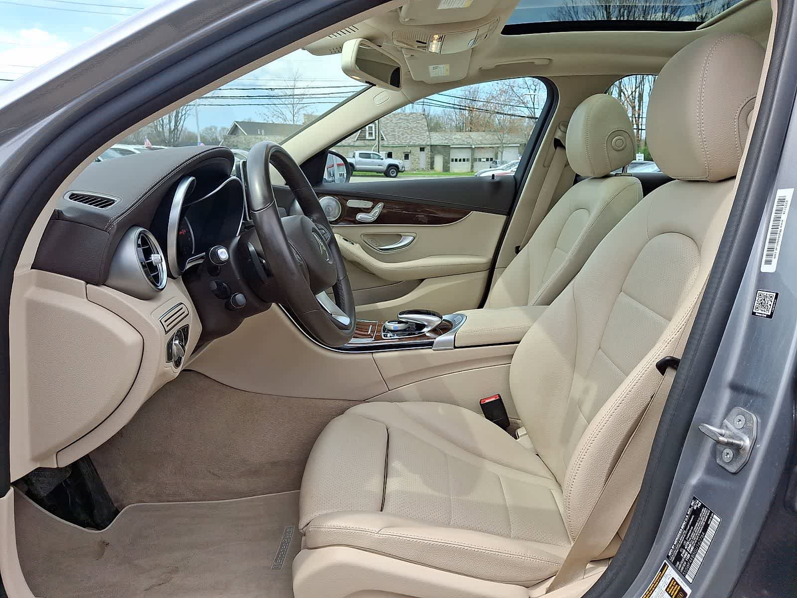 Used 2016 Mercedes-Benz C 300 4MATIC Sedan image 14